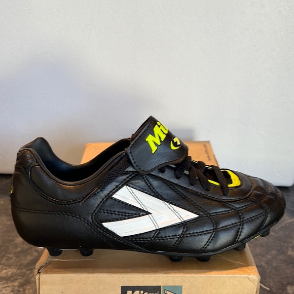 mitre soccer cleats
